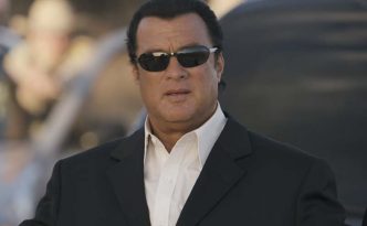 Steven-Seagal-2