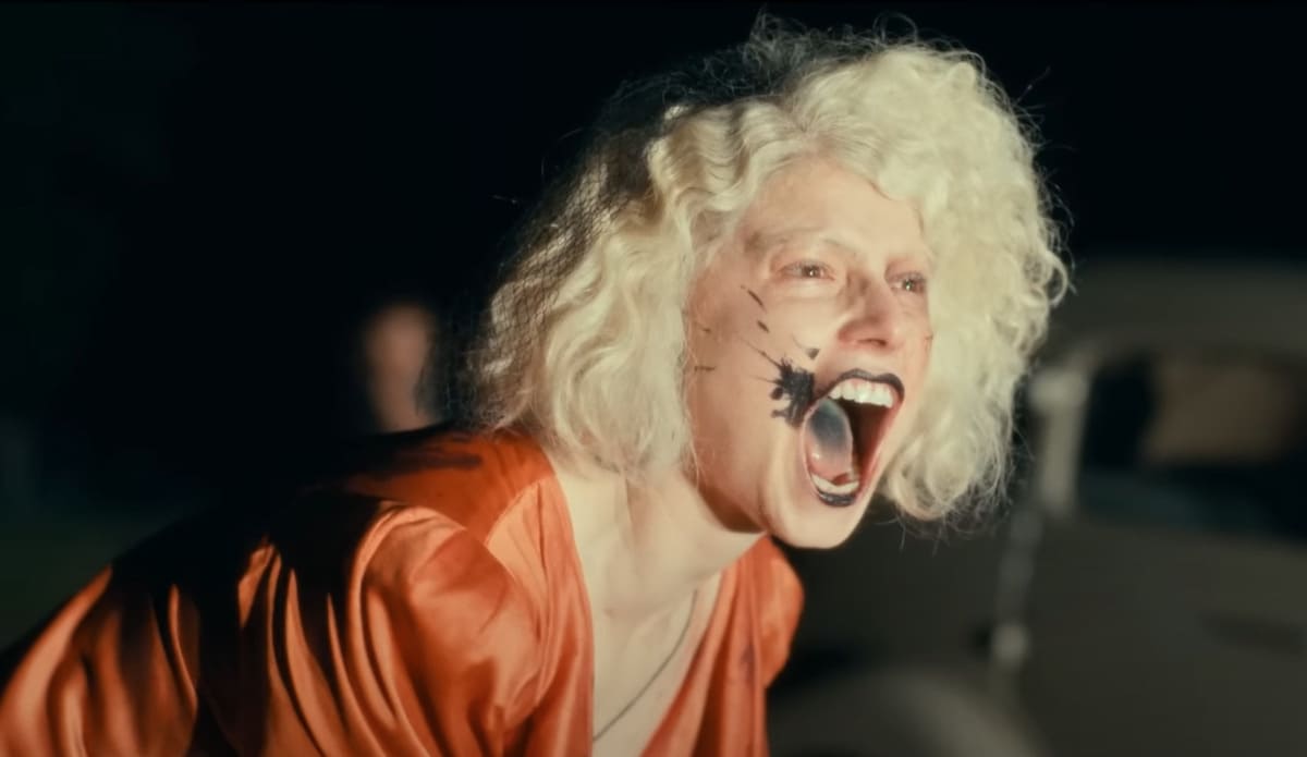 Jessie Buckley è La Sposa!